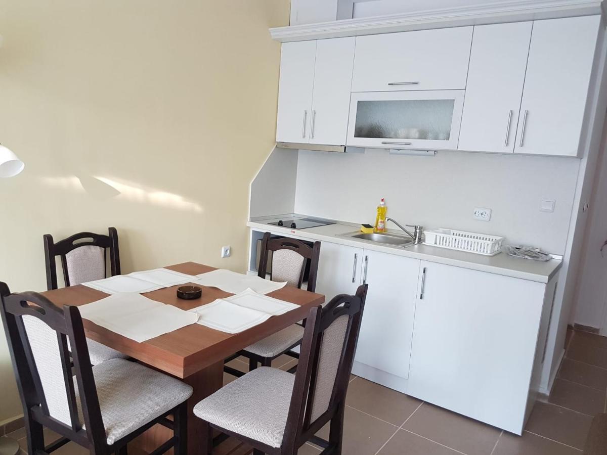 Apartament Iglika Primorsko Bagian luar foto