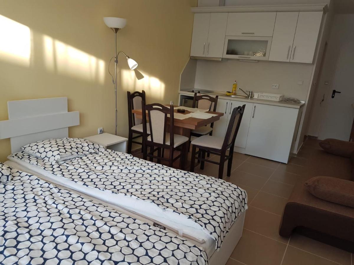 Apartament Iglika Primorsko Bagian luar foto